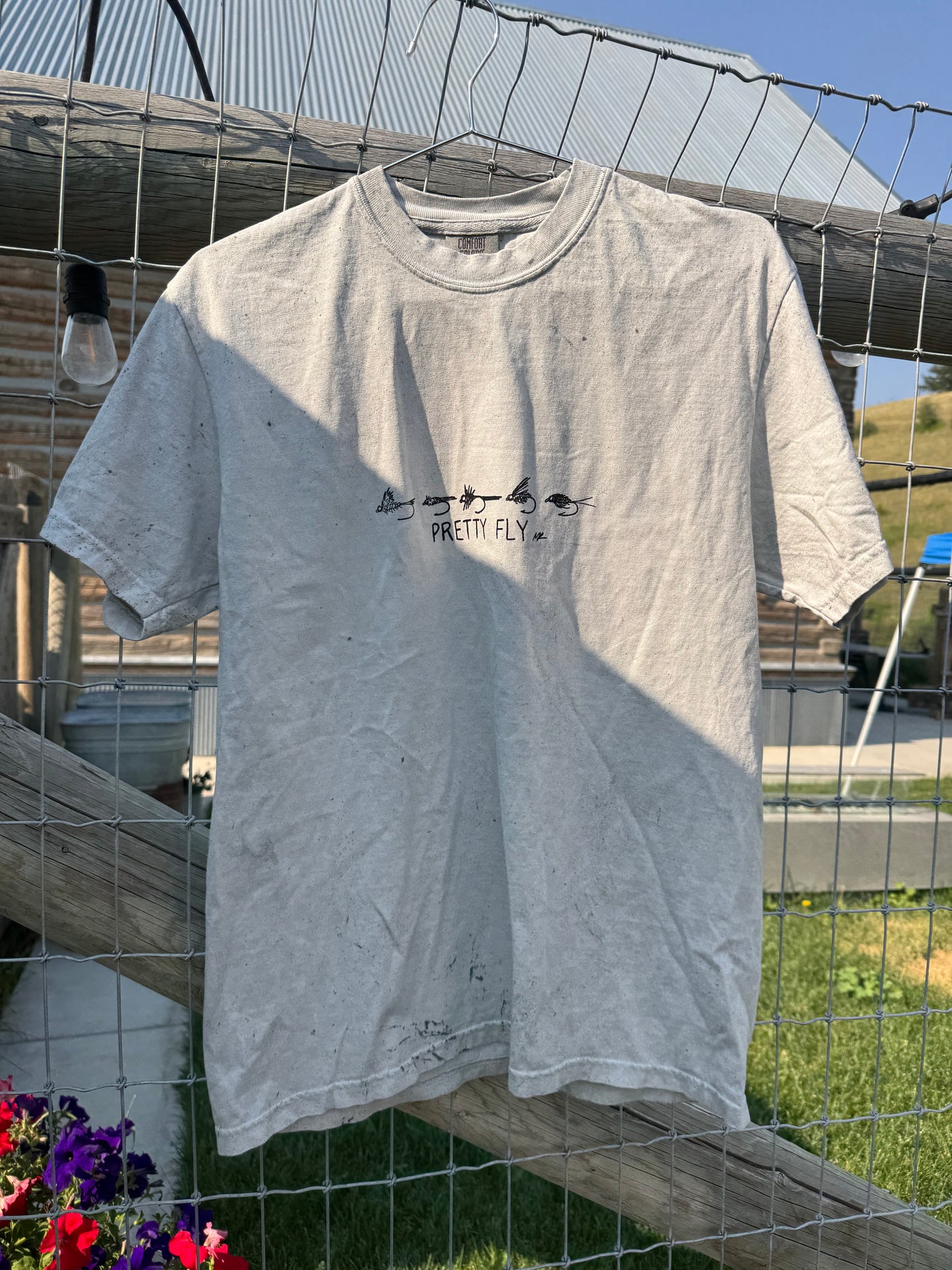 Light Smoke "Pretty Fly" Short Sleeve Tee